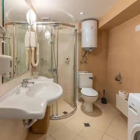 Beachfront Pool&sea View Stduio In Berlin