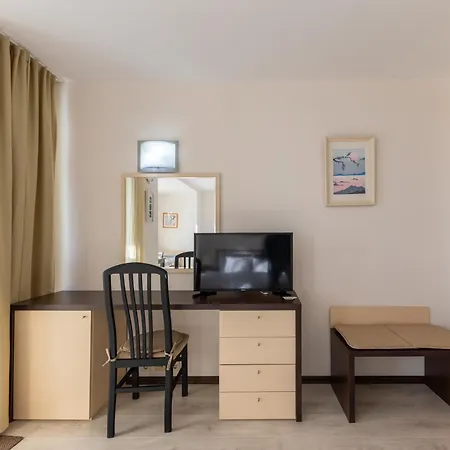 Beachfront Pool&sea View Stduio In Berlin * Varna