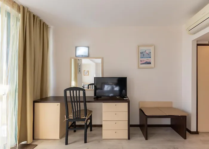 Beachfront Pool&sea View Stduio In Berlin * Varna