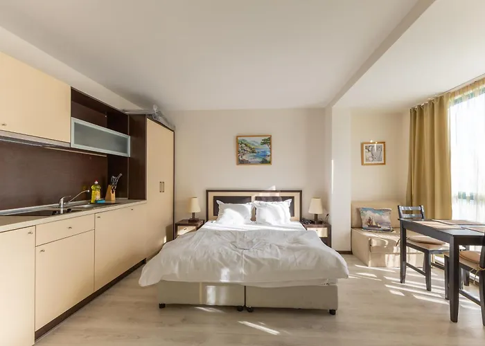 Beachfront Pool&sea View Stduio In Berlin *