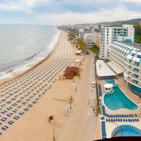 Beachfront Pool & Sea View Stduio In Berlin Apartment *