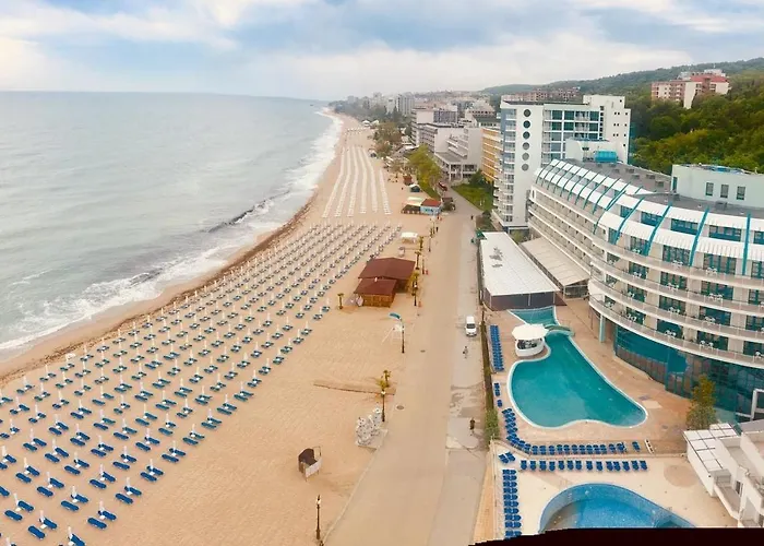 Beachfront Pool & Sea View Stduio In Berlin Apartment *